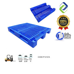 Industrial Blue HDPE Pallet – Strong Grid Deck, 3-Stringer Base for Factory & Storage Use